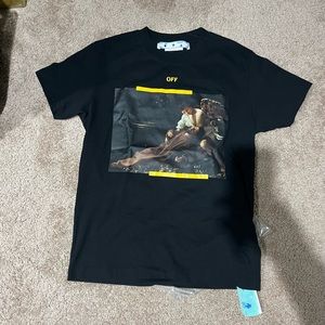 Off-White The Ecstasy of Saint
Francis Painting Graphic Tee